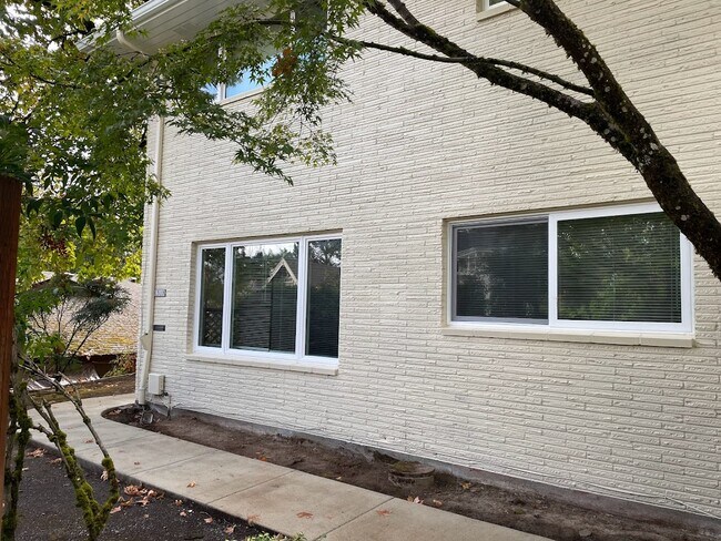 Foto del edificio - 1518 SW Harrison St