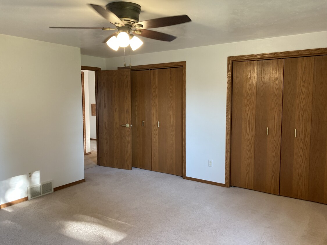 Master bedroom - 1739 Alfred Dr