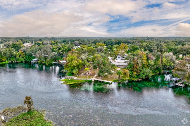 A riverside view of Dunnellon Park Beach on the Withlacoochee River.