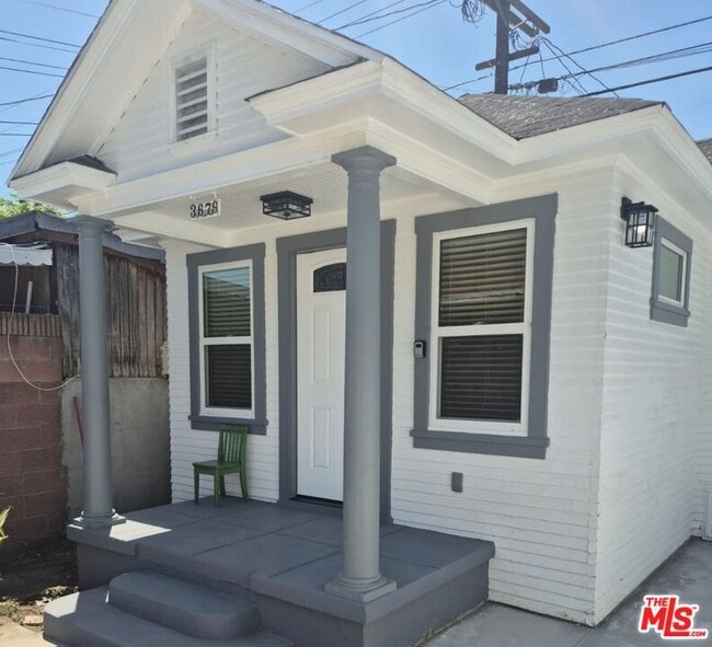 Foto del edificio - 3679 3rd Ave
