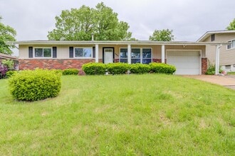 Building Photo - 2022 Jannette Dr