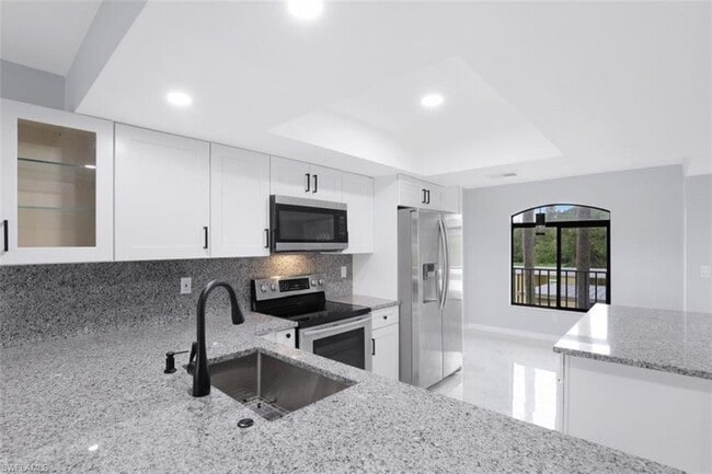 Foto del edificio - 16470 Kelly Cove Dr