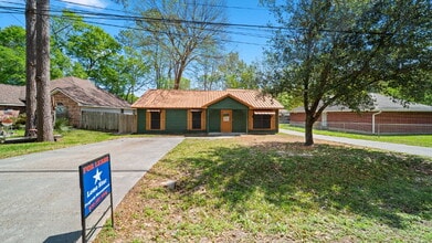 Building Photo - 417 Shawnee