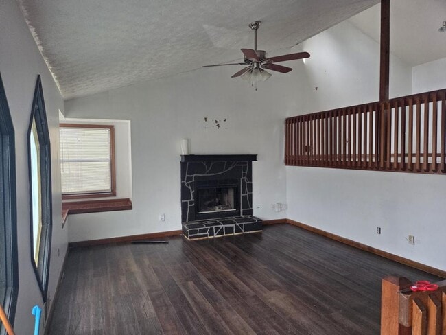 Photo - 5625 Princeton Oaks Dr House