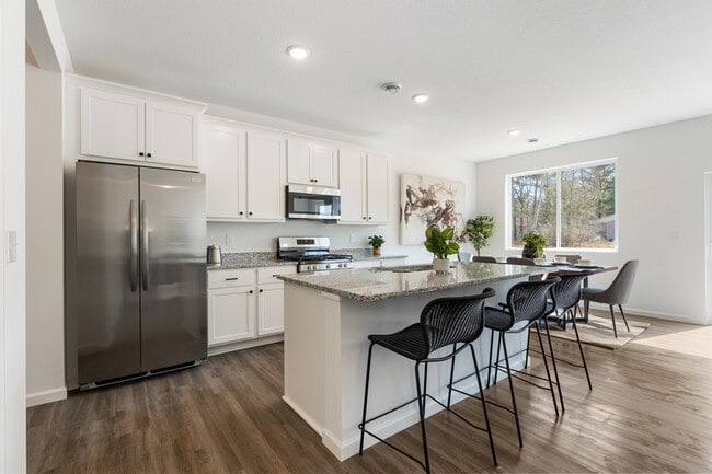 Building Photo - 20929 Woods Edge Ct