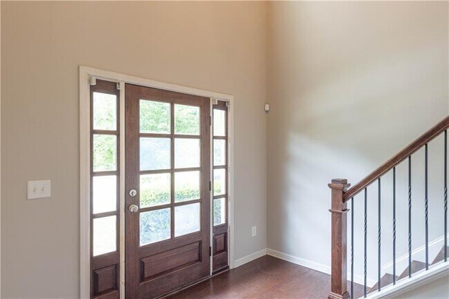 Foto del edificio - 772 Hawkins Creek Dr