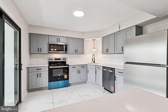 Building Photo - 106 Harvest Ln