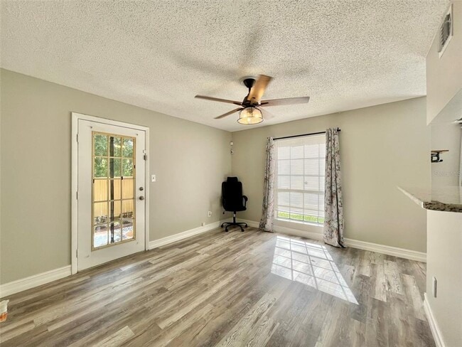 Building Photo - 8742 Mallard Reserve Dr