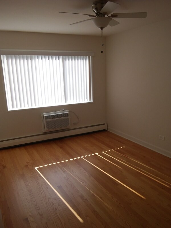 Building Photo - 495 St Moritz Dr