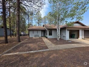 Building Photo - 5240 S 28th Pl