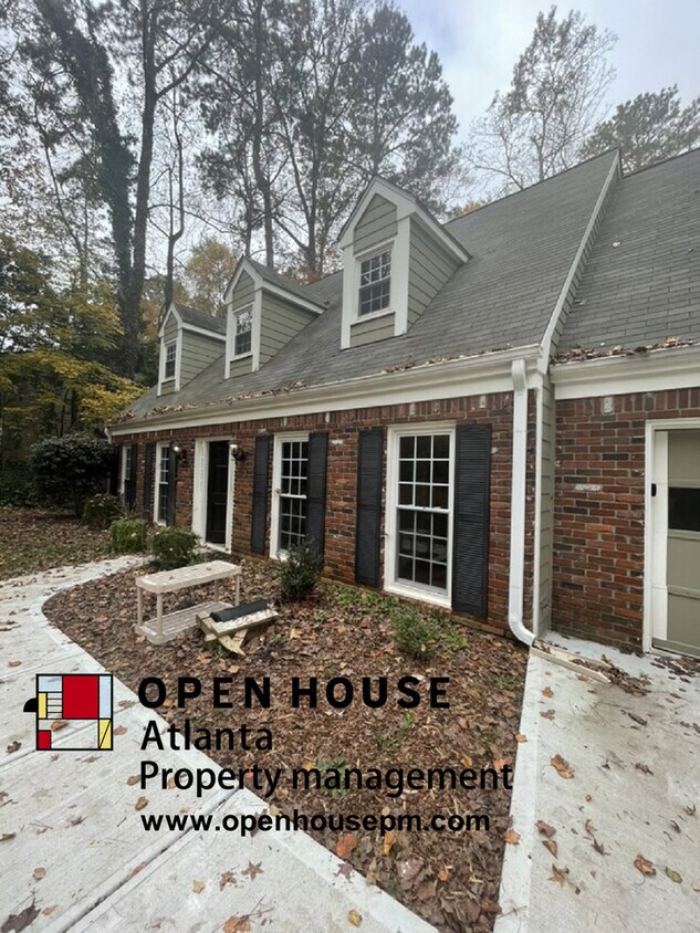 Primary Photo - 2277 Chimney Springs Dr, Marietta