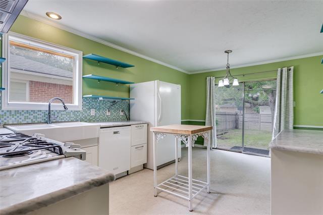 Building Photo - 3632 Demaret Dr
