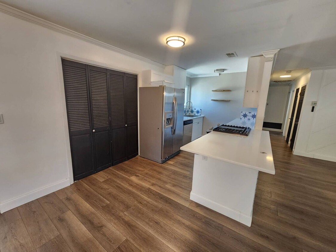 Primary Photo - MUST SEE!!! Move in Ready! 3 Bedroom Home