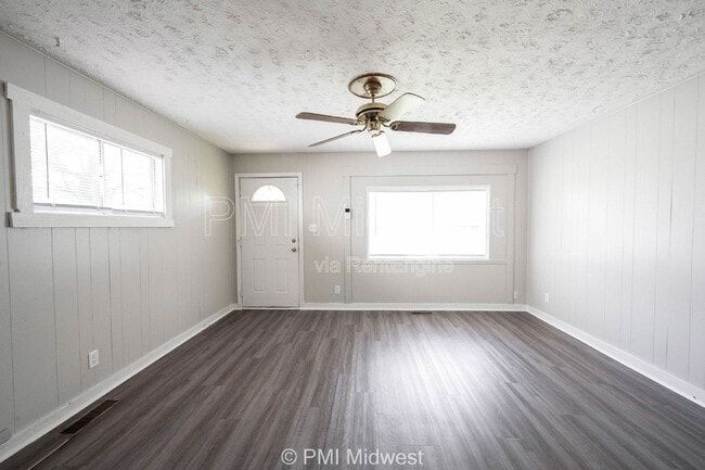 Foto del edificio - 3748 N Hawthorne Ln