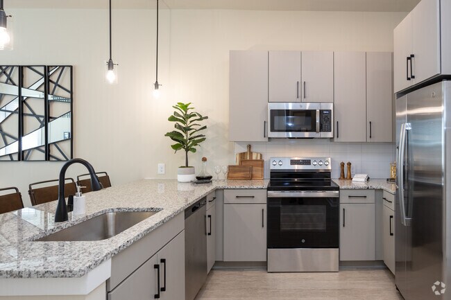 1 habitación, 1 baño, 725 pies cuadrados - Conclave at Sugar Hill Apartments and Townhomes