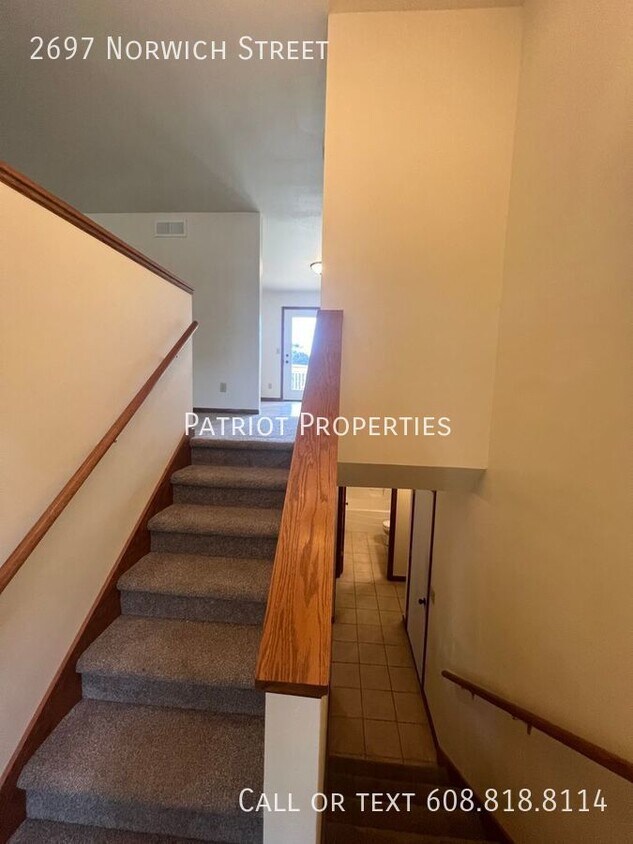Primary Photo - 3 bedroom/ 2 bath duplex in Fitchburg, WI