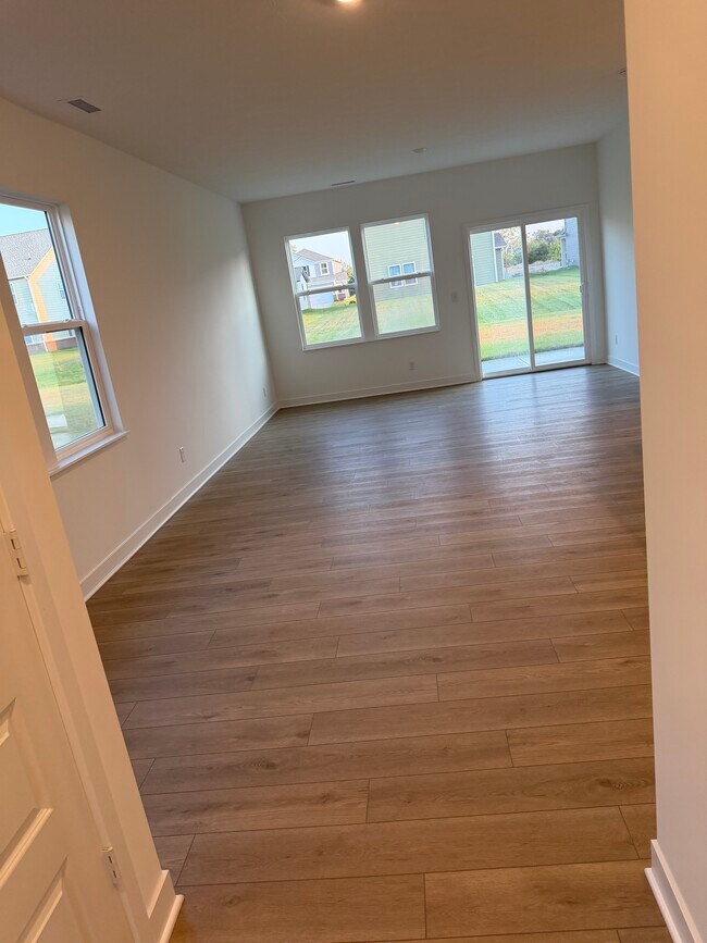 Foto del edificio - 827 Norfolk Ln