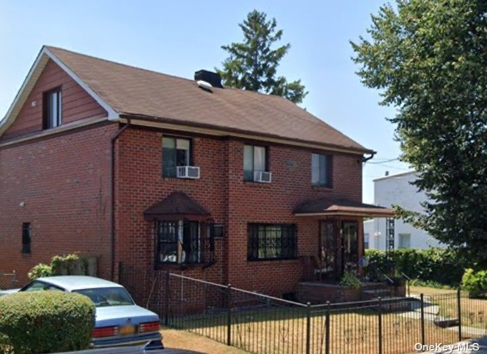 Primary Photo - 148-18 11th Ave