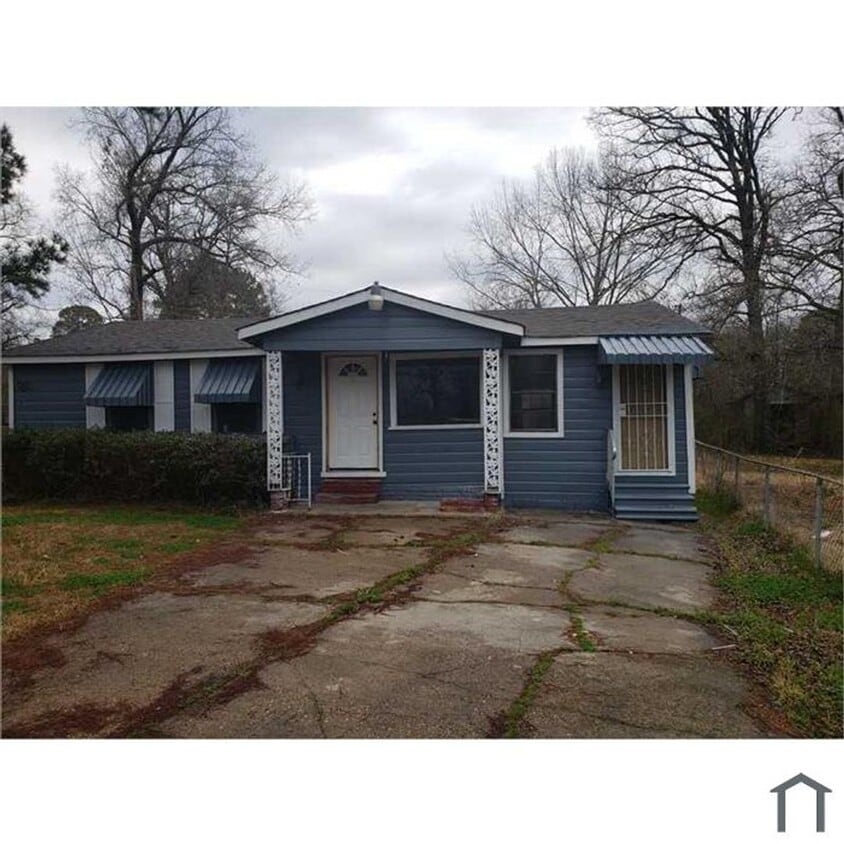 Primary Photo - Property Manager