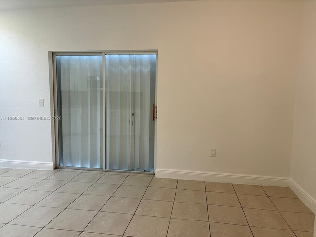 Foto del edificio - 2916 NW 51st St