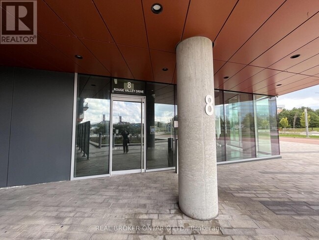 Building Photo - 8 Rouge Valley Dr W