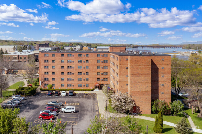 Foto del edificio - Midrise Apartments