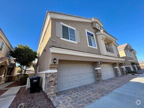 Building Photo - 3517 Hazelnut Pine Pl