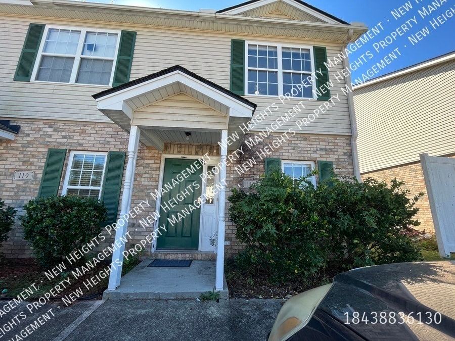 Lovely townhome in Pineland Heights!! Townhouse for Rent in Goose