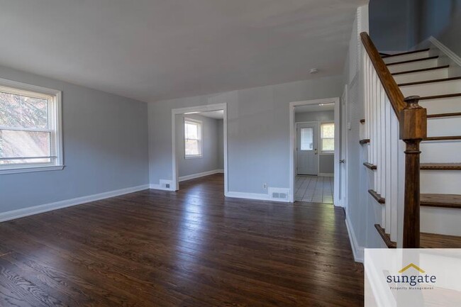 Building Photo - 831 N Chapel Gate Ln