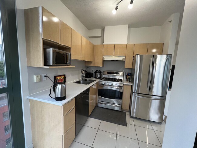 Photo du bâtiment - 1239 W Georgia St