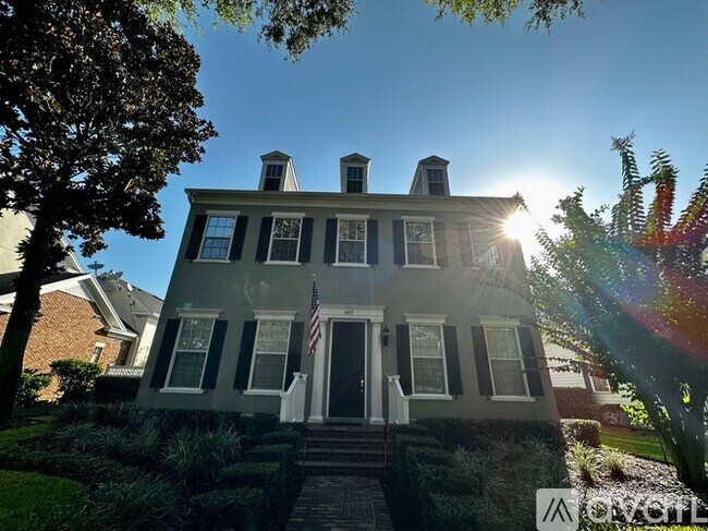 Photo - 407 Iris St House