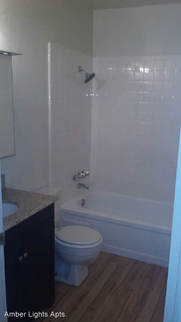 Building Photo - 2124 Wylie Dr
