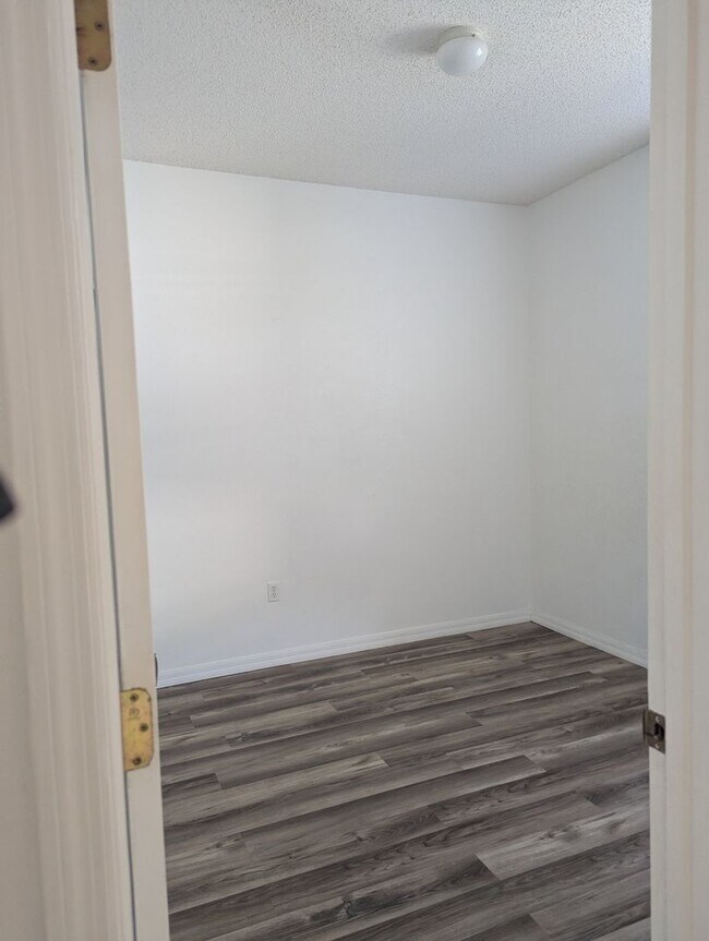 Foto del edificio - 336 Ryans Ridge Ave