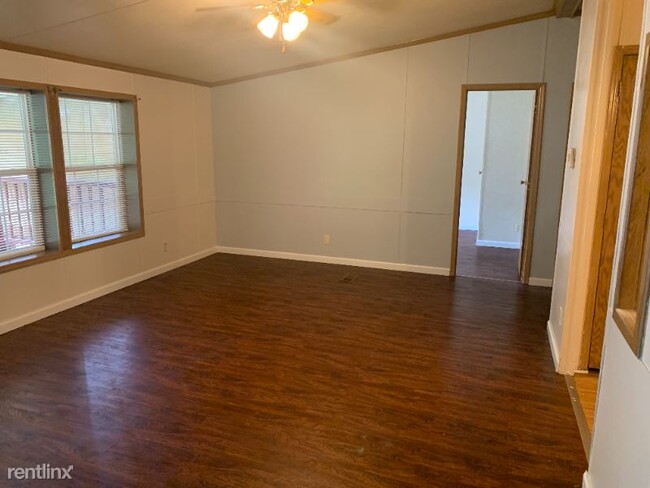 Building Photo - 3 br, 2 bath House - 8 Via Pompei