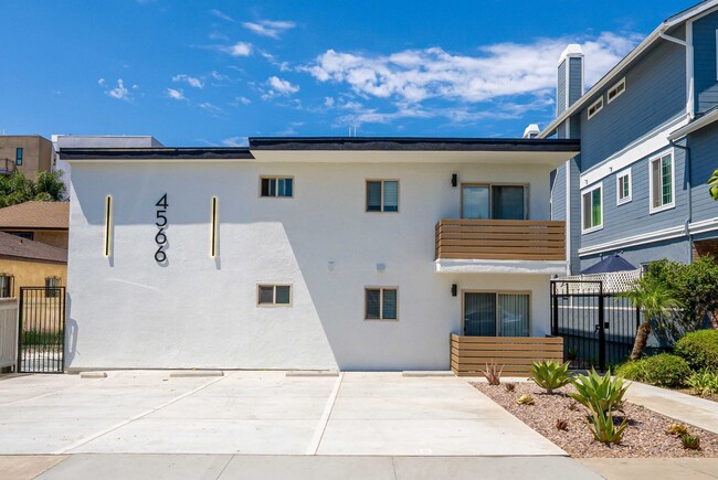 Building Photo - BRAND NEW Luxury Apartments in the Heart o...
