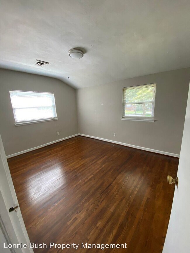 Building Photo - 3 br, 2.5 bath House - 1613 Tallwood Ct