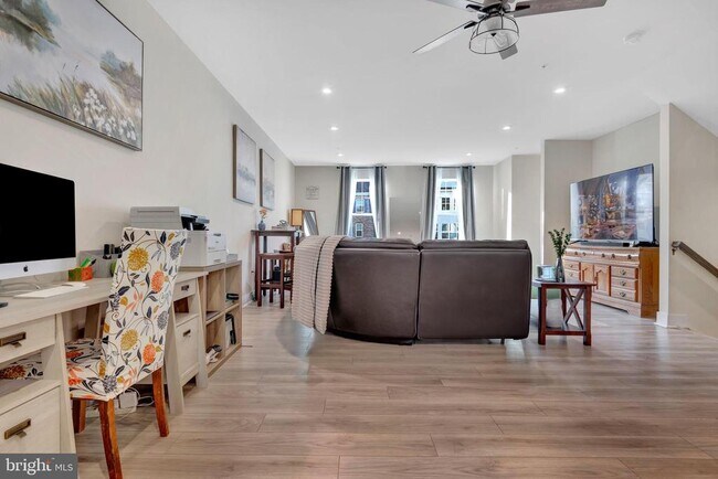 Foto del edificio - 8353 Amber Beacon Cir