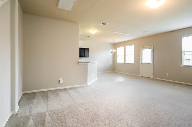Building Photo - 13010 Echo Landing Dr