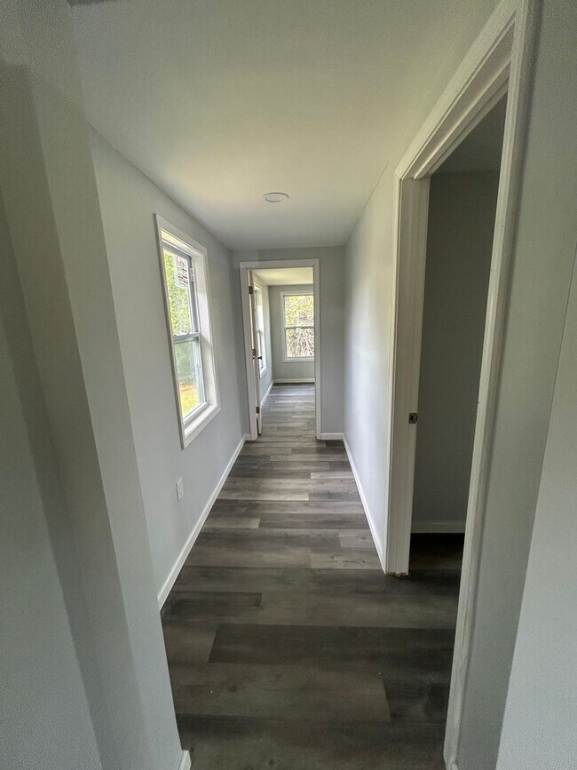 Foto del edificio - 3 Bed 2 Bath home