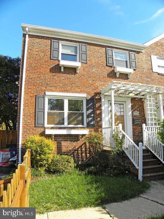 Foto principal - 1315 Commonwealth Ave
