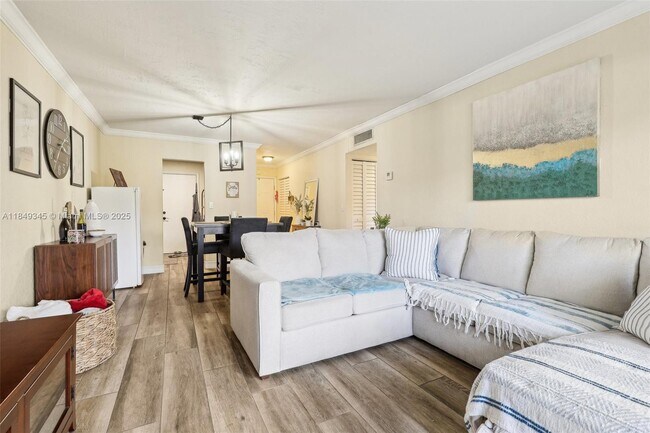 Building Photo - 14500 SW 88th Ave