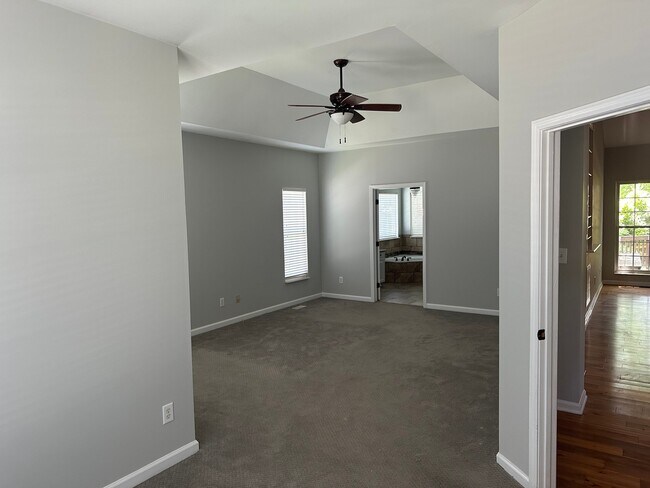 Building Photo - 16104 Epiphany Ct