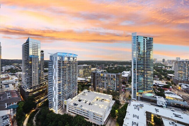 Foto del edificio - 301 West Ave