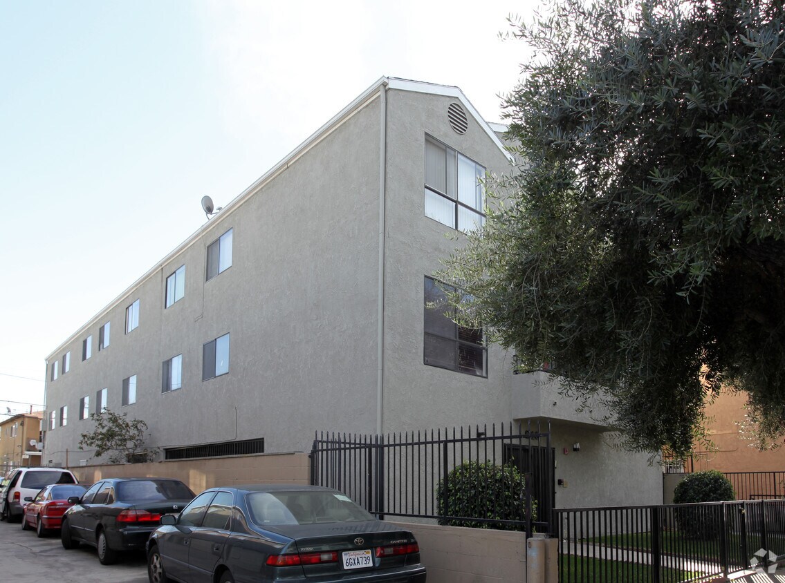 Foto del edificio - 940 Olive Ave