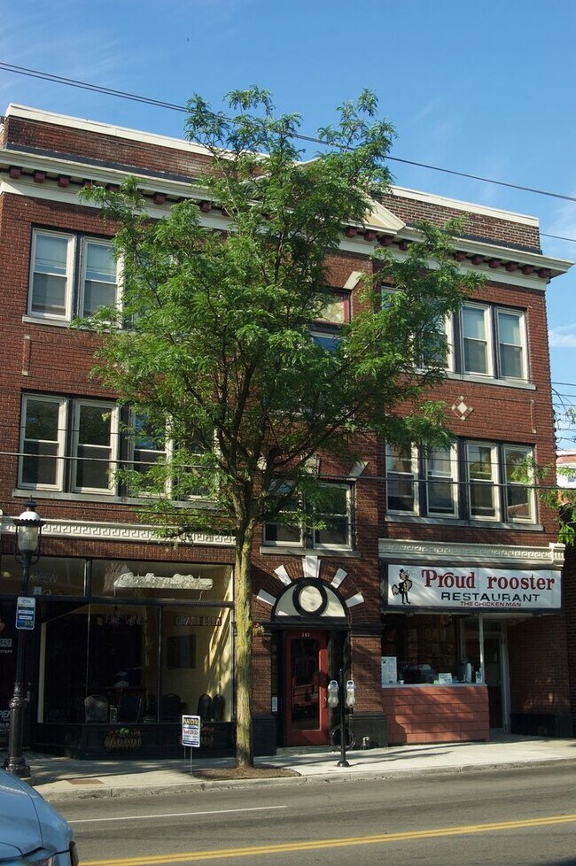 Foto del edificio - 343-345 Ludlow Avenue