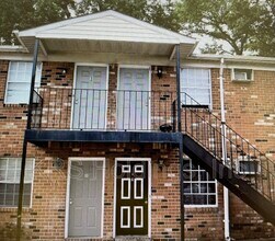 Building Photo - 6228 Chesapeake Blvd