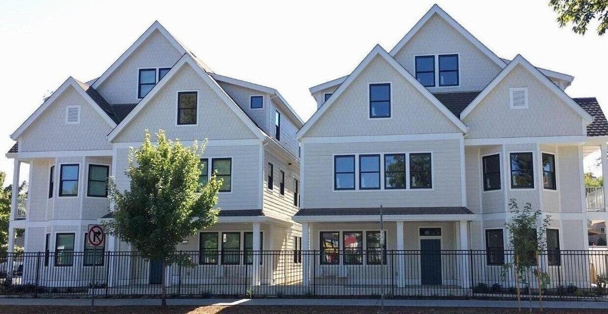 Foto principal - 1524 F St