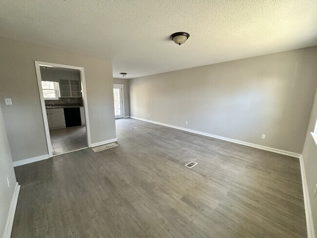 Foto del edificio - 1736 6th St NW