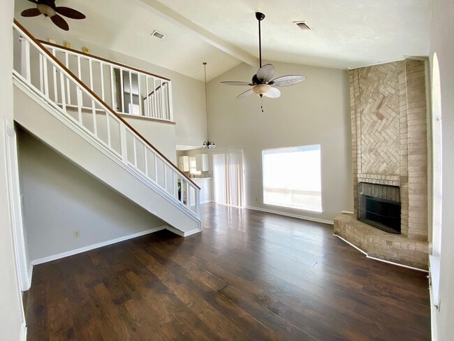 Foto del edificio - 908 Littleport Ln