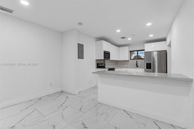 Foto del edificio - 4530 SW 25th St